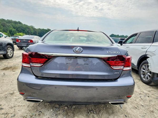 2015 LEXUS LS 460
