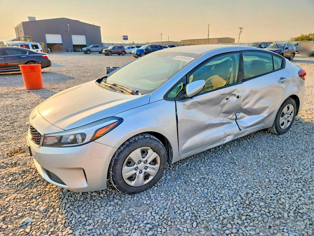 2017 KIA FORTE LX Popular, S