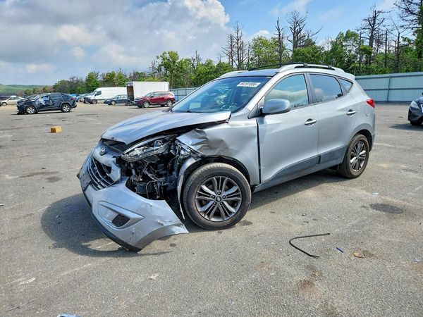 2015 HYUNDAI TUCSON GLS (Middle)