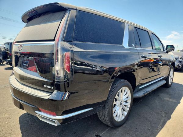 2022 CADILLAC ESCALADE