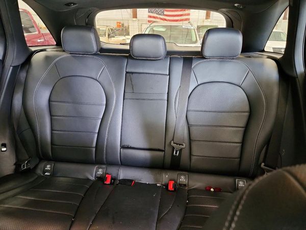 2017 MERCEDES-BENZ GLC
