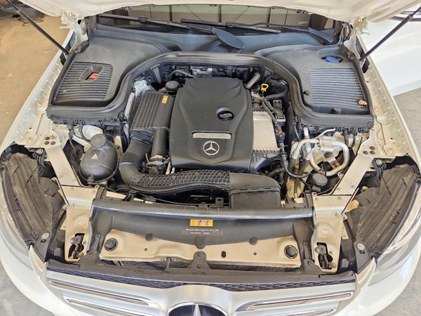 2017 MERCEDES-BENZ GLC