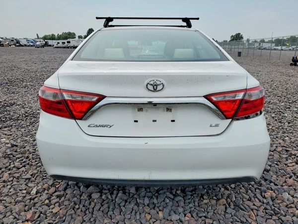 2015 TOYOTA CAMRY