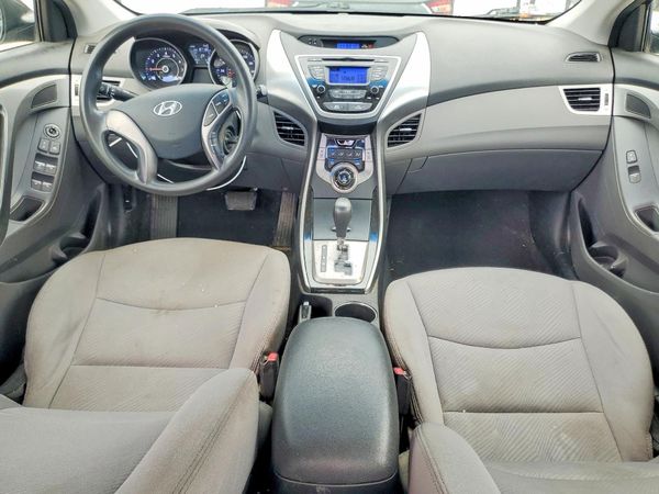 2013 HYUNDAI ELANTRA