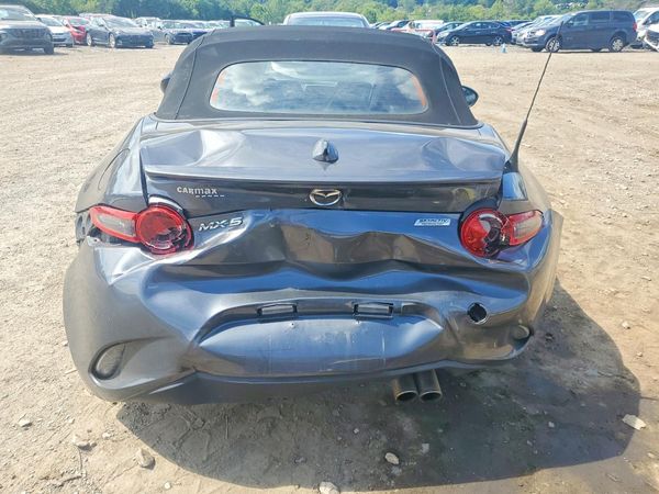 2016 MAZDA MX-5 MIATA