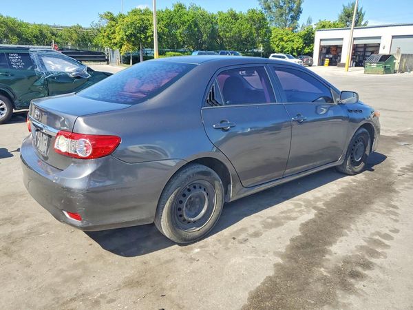 2012 TOYOTA COROLLA