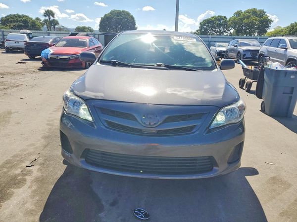2012 TOYOTA COROLLA