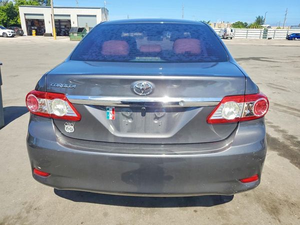 2012 TOYOTA COROLLA