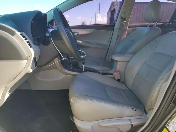 2012 TOYOTA COROLLA