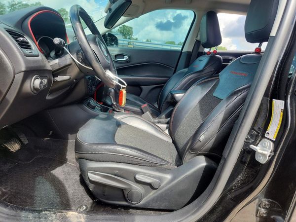 2019 JEEP COMPASS Trailhawk