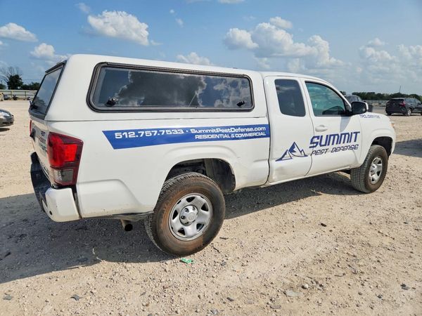 2019 TOYOTA TACOMA SR5