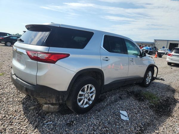 2021 CHEVROLET TRAVERSE LS