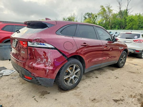 2017 JAGUAR F-PACE