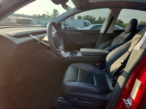 2026 TESLA MODEL Y — DENT