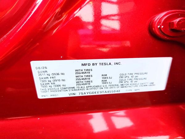2026 TESLA MODEL Y — VINS