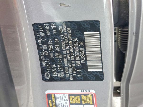 2024 HYUNDAI ELANTRA