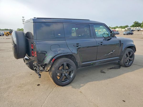 2024 LAND ROVER DEFENDER