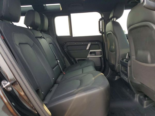 2024 LAND ROVER DEFENDER