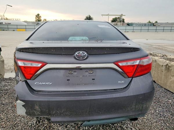 2015 TOYOTA CAMRY