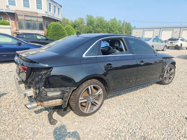 2017 AUDI A4 quattro Premium Plus