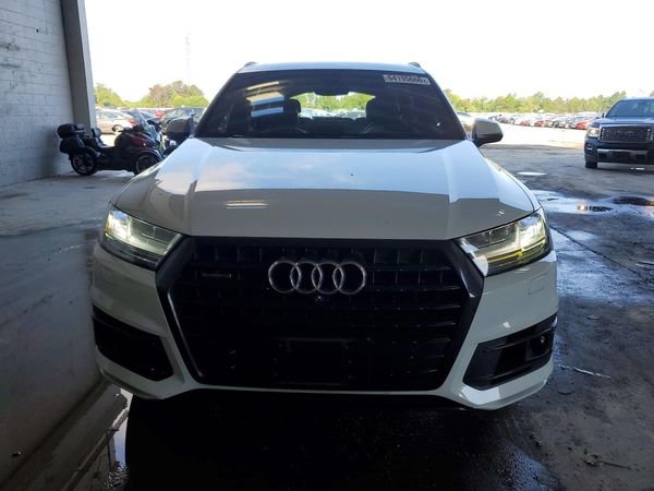 2018 AUDI Q7