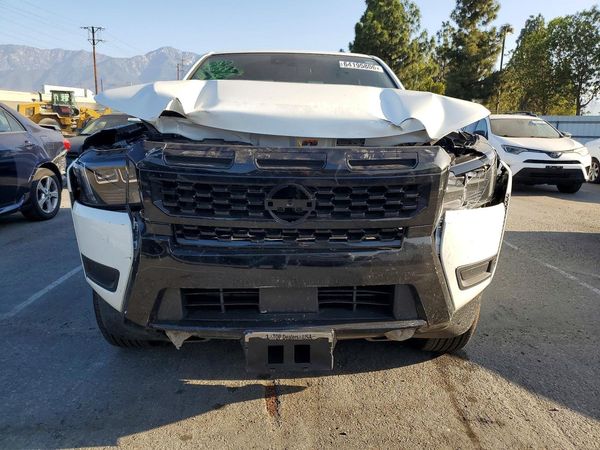2026 NISSAN FRONTIER