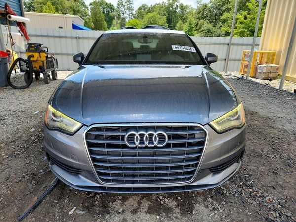 2015 AUDI A3 Premium Plus