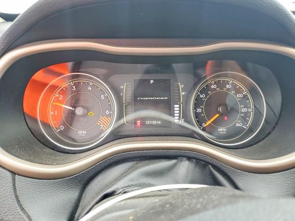 2015 JEEP CHEROKEE LATITUDE FWD