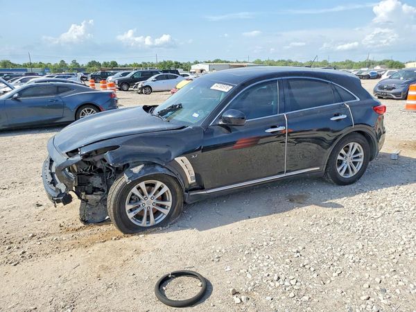 2017 INFINITI QX70
