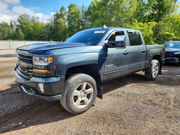 2017 CHEVROLET SILVERADO — DSFA — Front 3/4