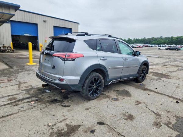 2018 TOYOTA RAV4 Adventure/XLE