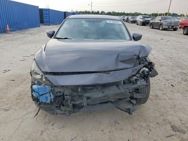 2016 MAZDA 3 SE