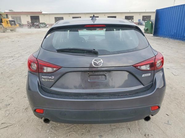 2016 MAZDA 3 SE