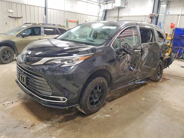 2023 TOYOTA SIENNA