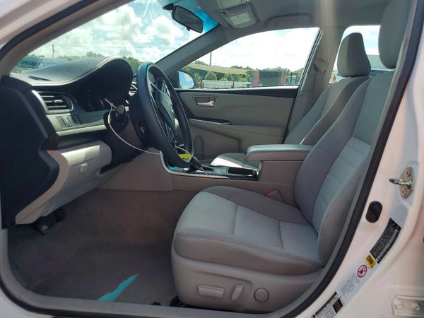 2016 TOYOTA CAMRY