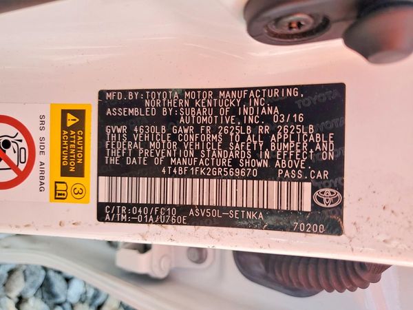 2016 TOYOTA CAMRY