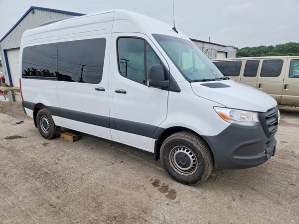 2026 MERCEDES-BENZ SPRINTER — Passenger 3/4