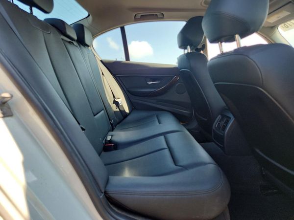 2015 BMW 320 xDrive SA