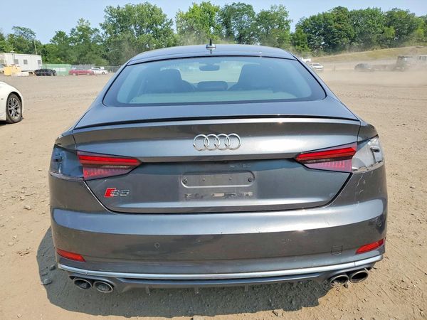 2018 AUDI S5
