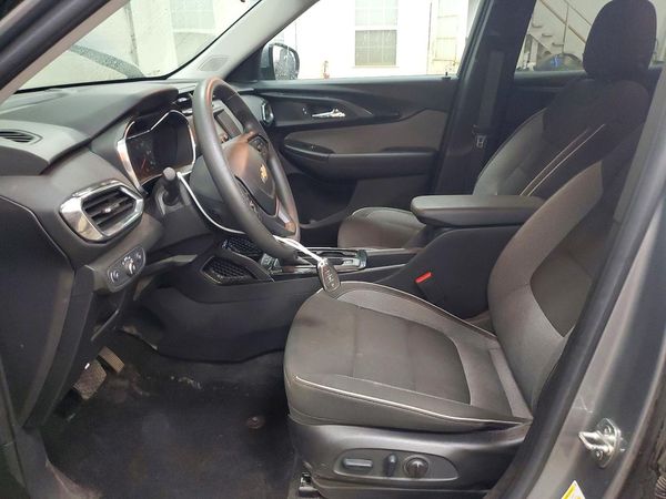 2023 CHEVROLET TRAILBLAZE LT — DENT