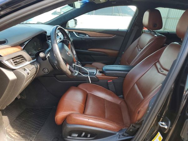 2015 CADILLAC XTS Premium Vsport