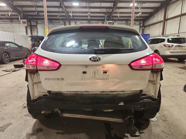 2016 KIA FORTE5 GL (Middle-Low Grade)