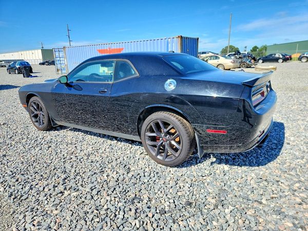 2016 DODGE CHALLENGER SXT