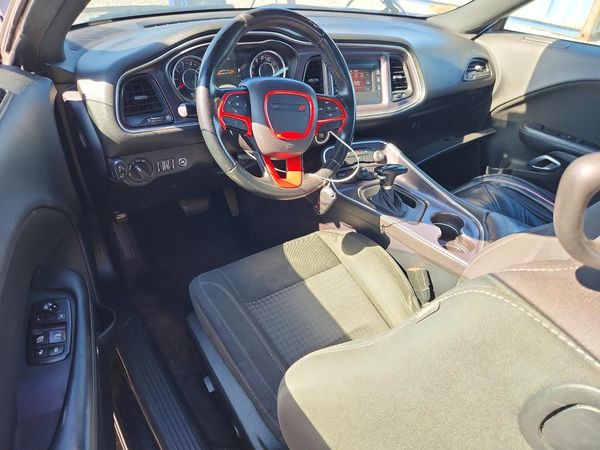 2016 DODGE CHALLENGER SXT