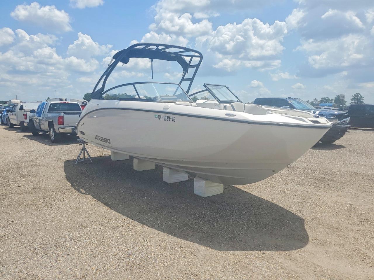 2025 YAMAHA BOAT