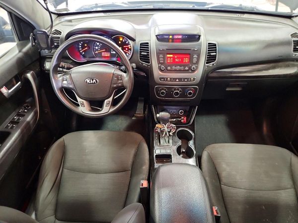 2014 KIA SORENTO