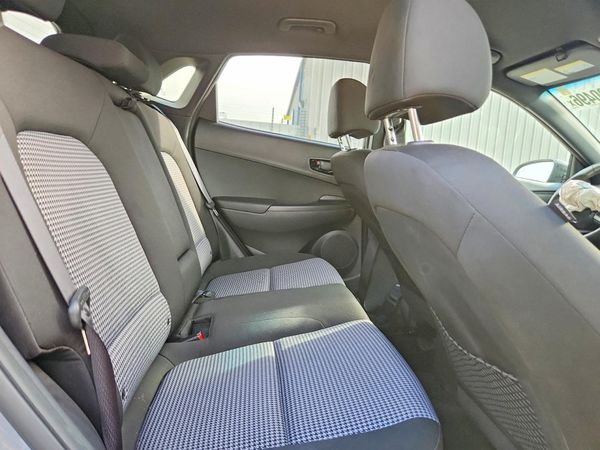 2021 HYUNDAI KONA