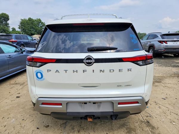 2024 NISSAN PATHFINDER SL