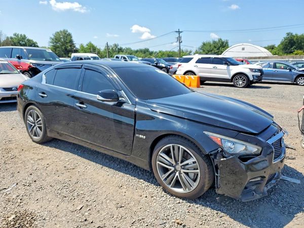 2015 INFINITI Q50 HYBRID