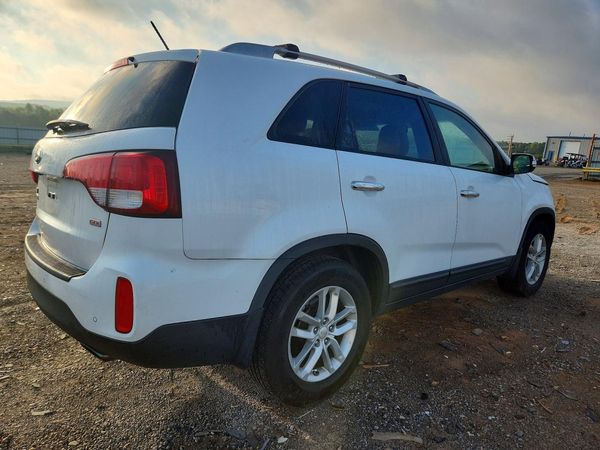 2015 KIA SORENTO GL